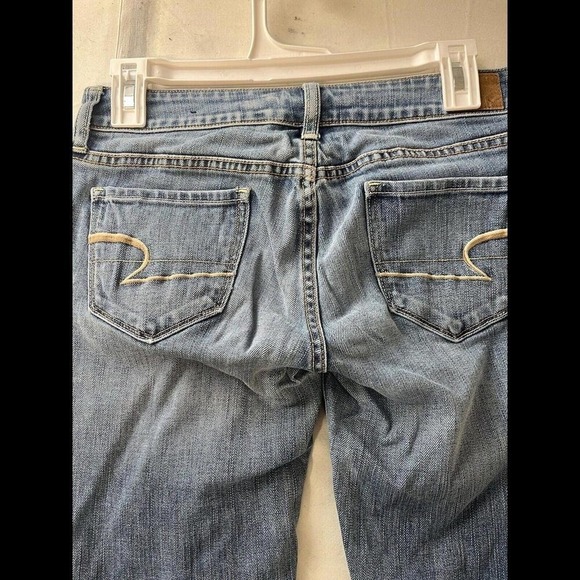 American Eagle Light Blue Wash Distressed High Rise Skinny‎ Jeans Womens Size 2 - Picture 3 of 5